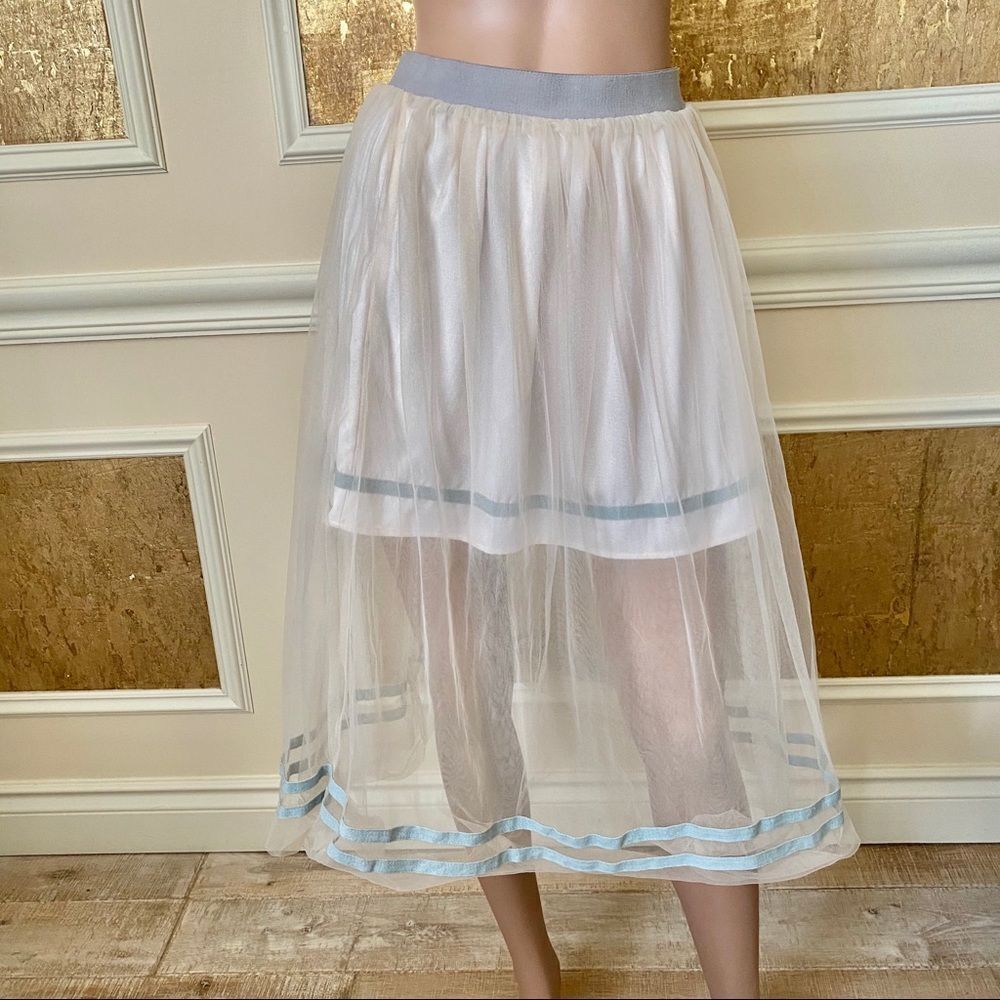 Anthropologie English Factory blush tulle midi skirt S